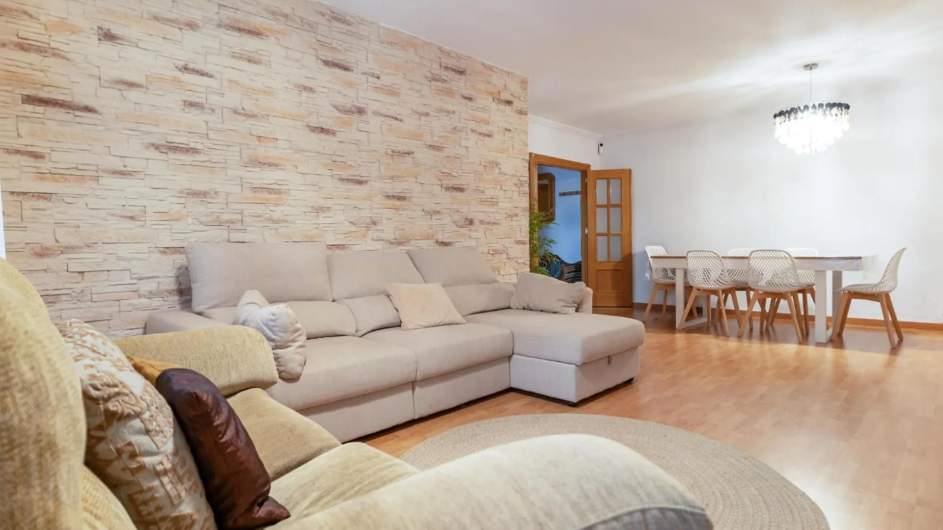 Nice Apartment In Fuengirola With Wifi