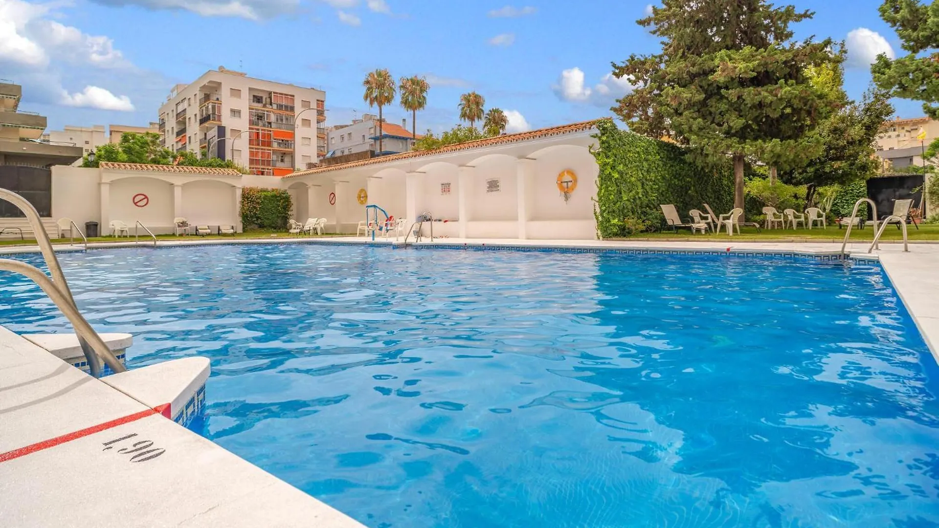 Nice Apartment In Fuengirola With Wifi contacts